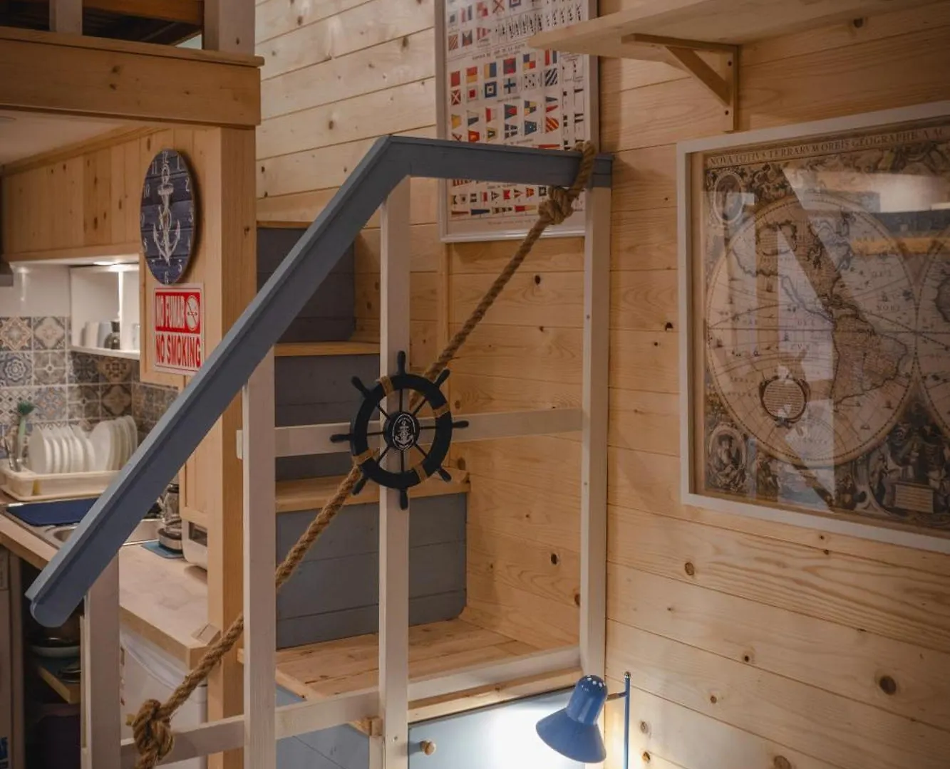 Apartment Tiny House - Love Boat Naples