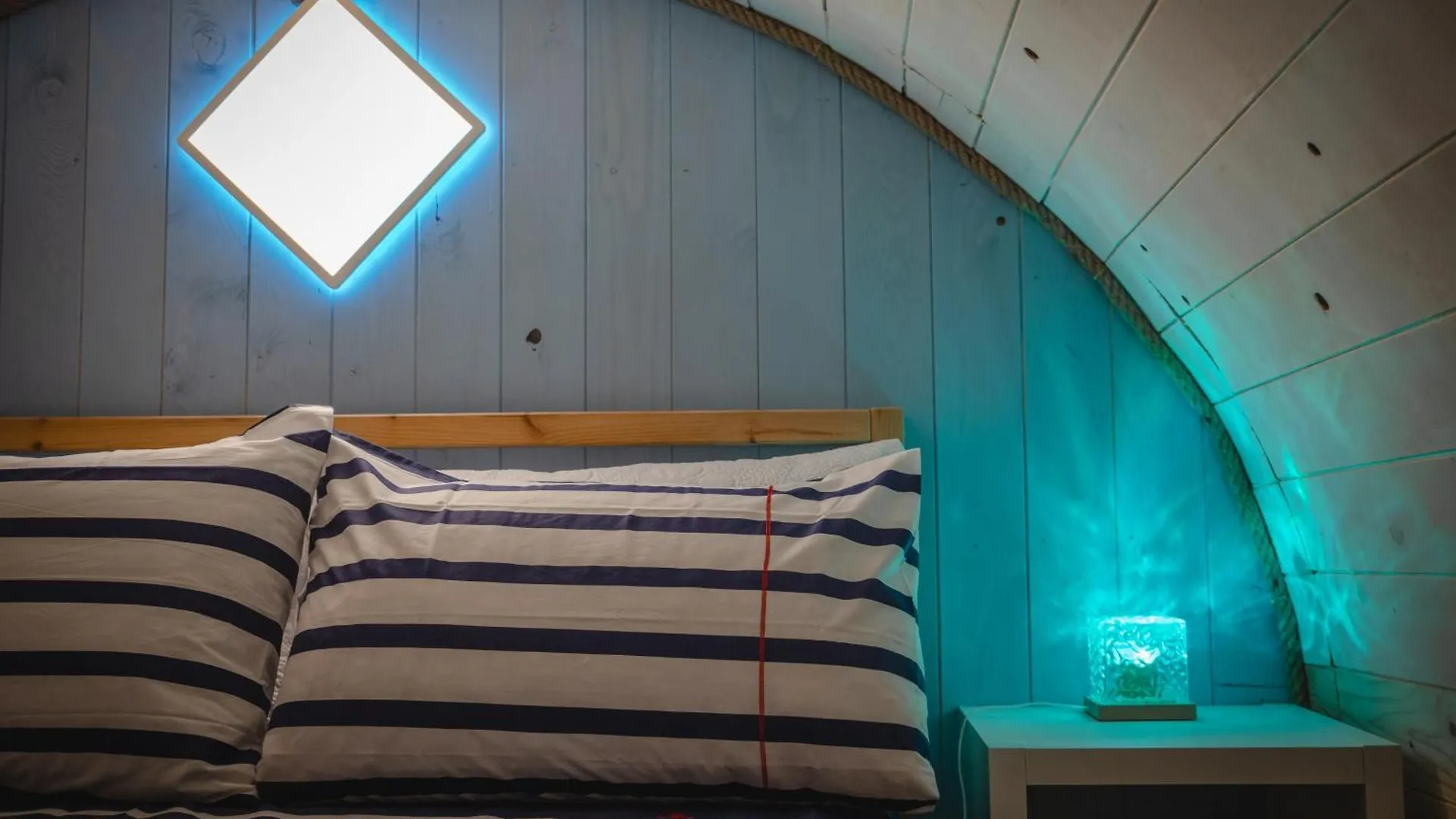 Tiny House - Love Boat Naples