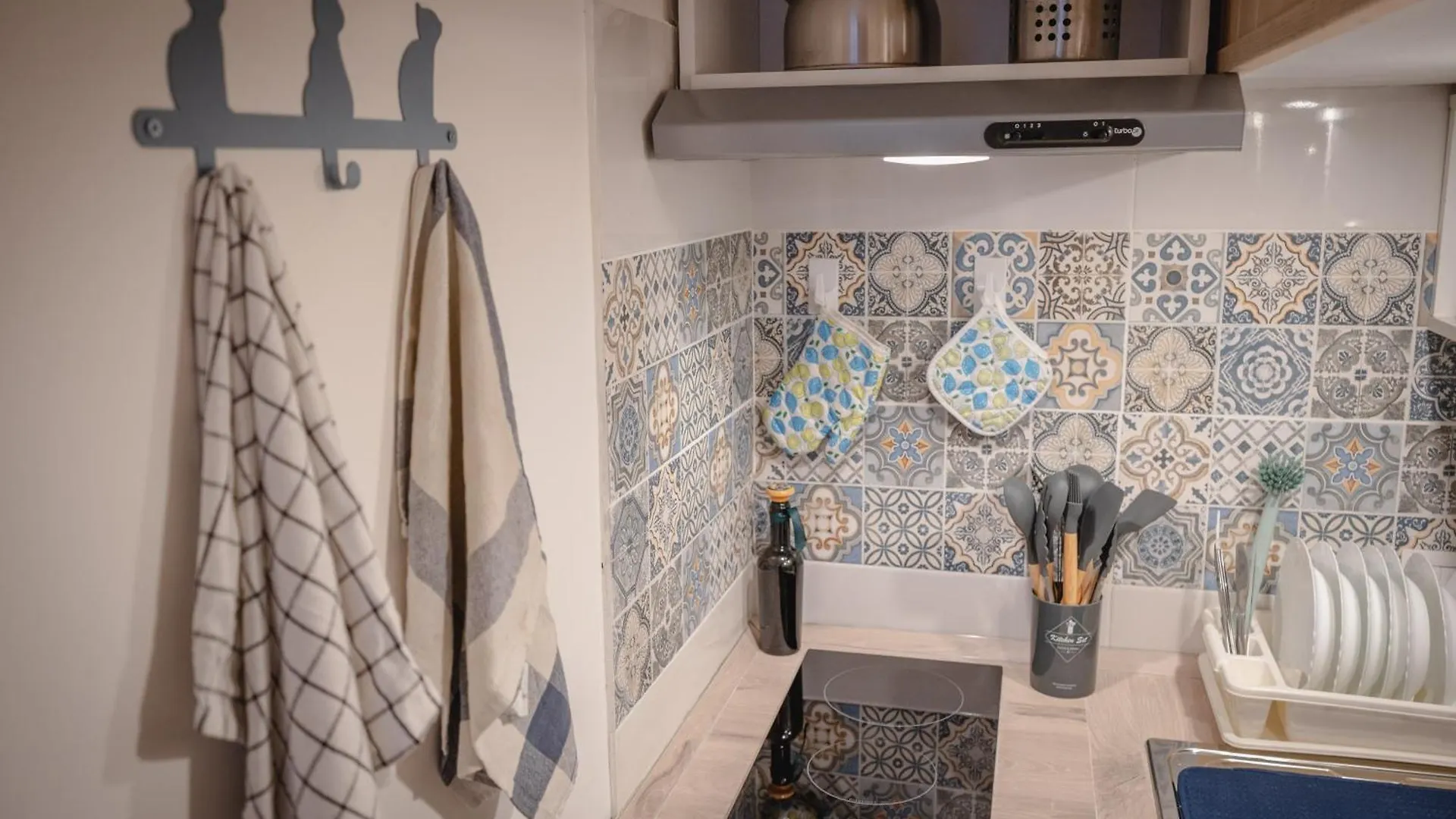 Tiny House - Love Boat Naples Apartment
